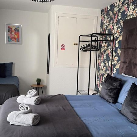Apartamento Crown Street Getaway Ayr Exterior foto